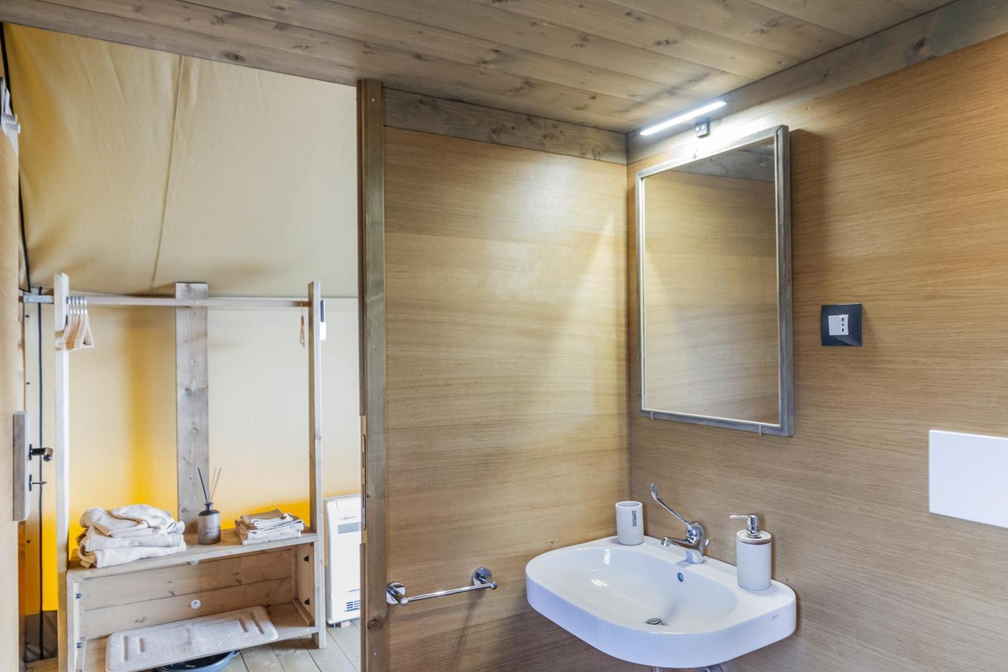 Glamping Grancia Hotel Grosseto Buitenkant foto