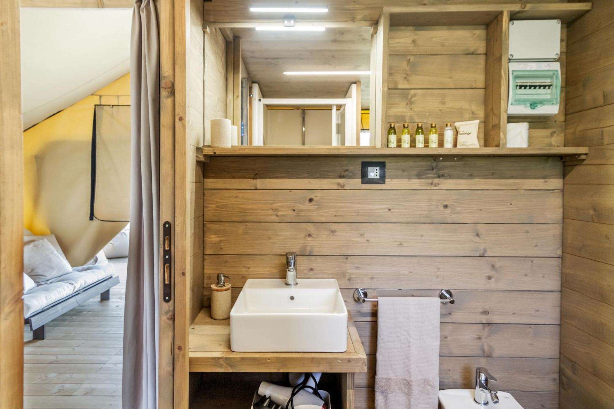 Glamping Grancia Hotel Grosseto Buitenkant foto